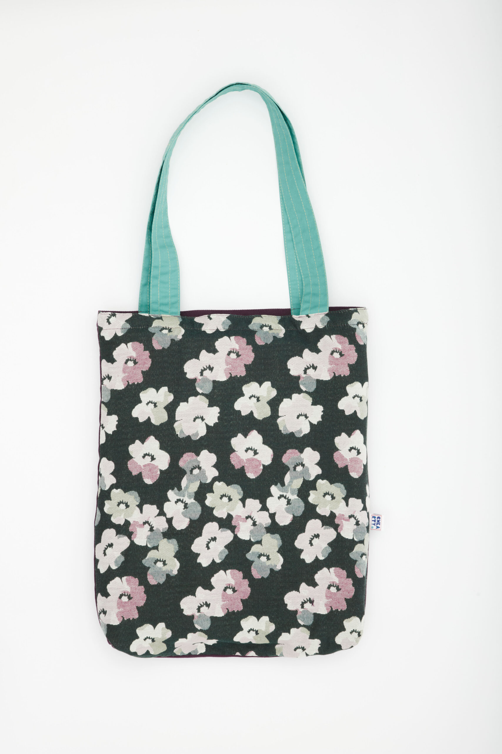 Totebag réversible en tissu recyclé fait main en Tunisie – imprimé floral vert et texture vert menthe – Chkarty